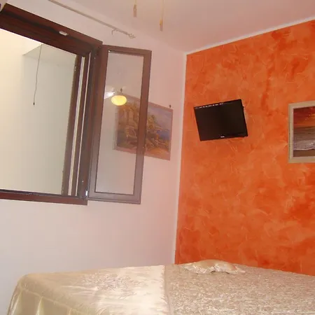 La Perla Del Sud Bed and breakfast