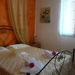 La Perla Del Sud Bed & Breakfast *