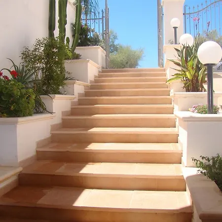 La Perla Del Sud Bed & Breakfast *