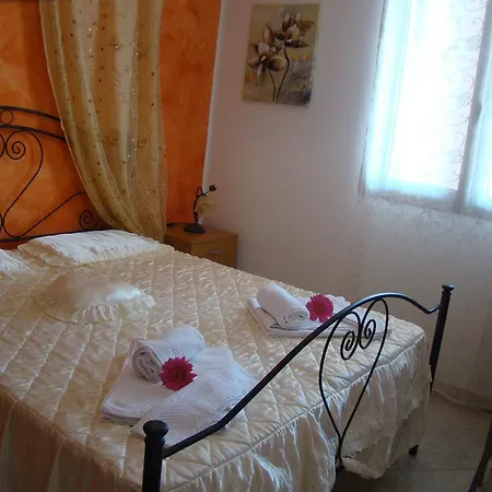 La Perla Del Sud Bed & Breakfast *