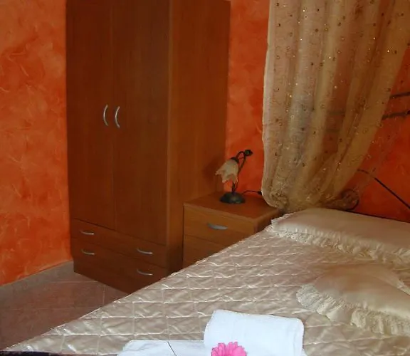 La Perla Del Sud Bed & Breakfast *